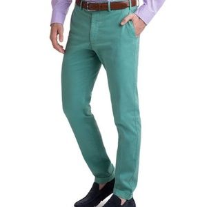 Vineyard Vines Greenwich  Green Flat Front Chino